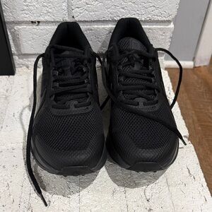 Nike Men's Black Athletic Sneakers